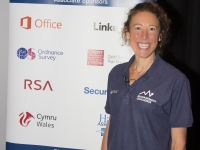 Chrissie-w9850